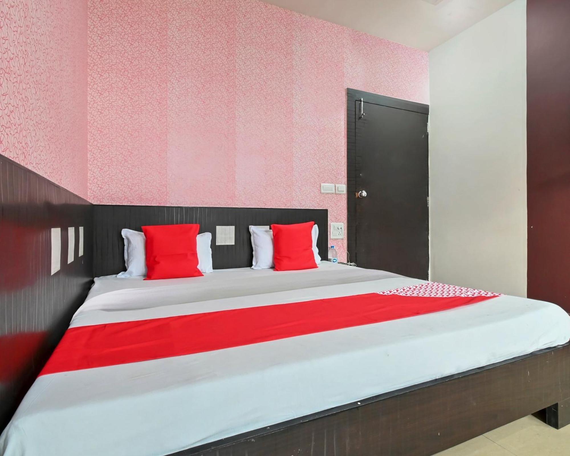 โอโย 29090 โฮเต็ล คอมฟอร์ต Hotel Hisar ภายนอก รูปภาพ