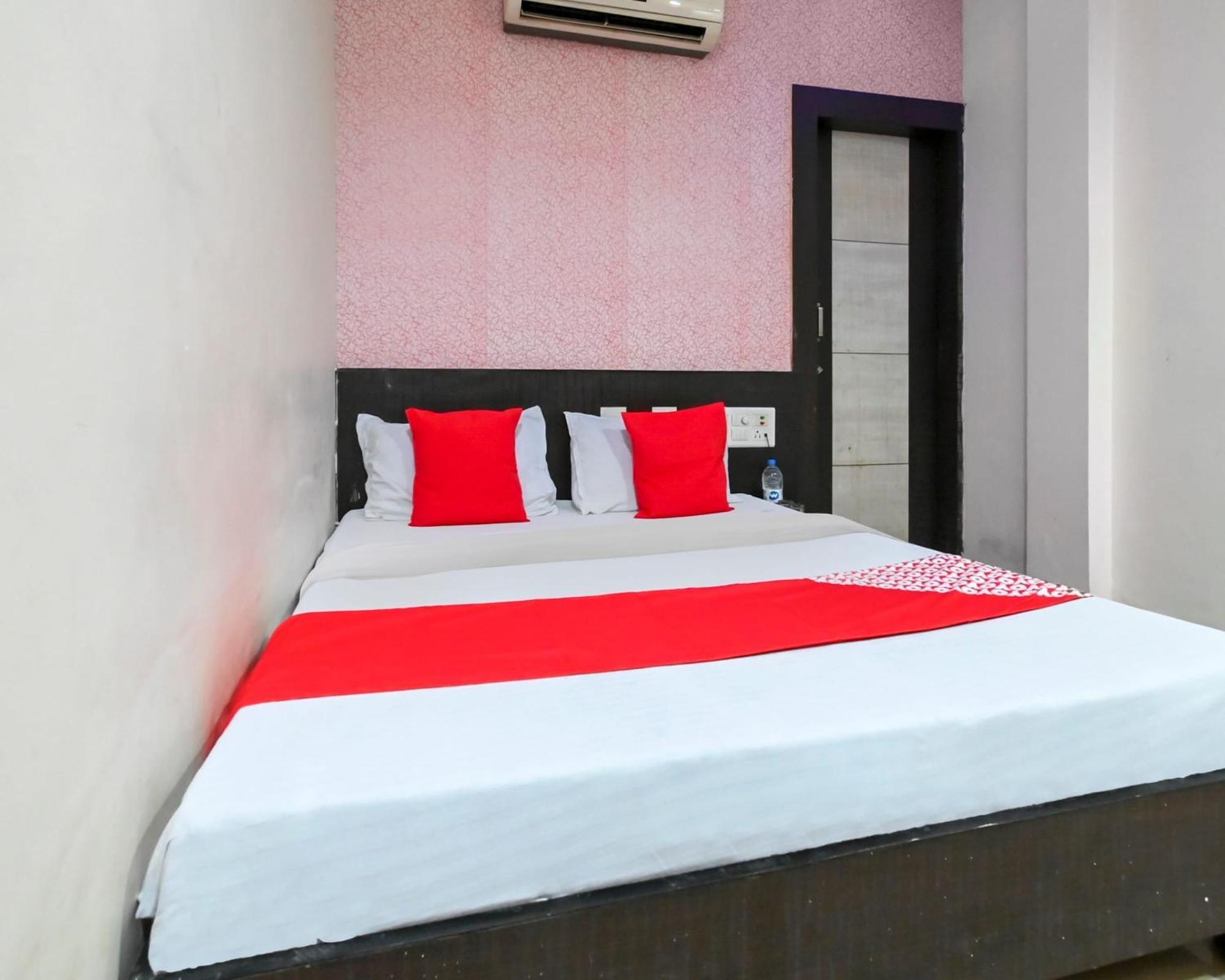 โอโย 29090 โฮเต็ล คอมฟอร์ต Hotel Hisar ภายนอก รูปภาพ